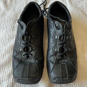 Dr Martens Lace-up Slip-on mules
Black, Lace-up, slip-on pre-owned EUC s…